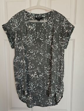 Simply Vera top